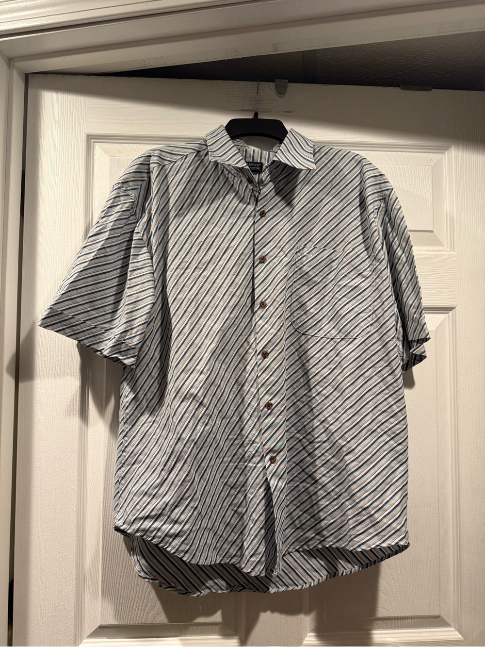 Pacifica Short-Sleeve Diagonal Stripe Button-Down Shirt - Blue & White